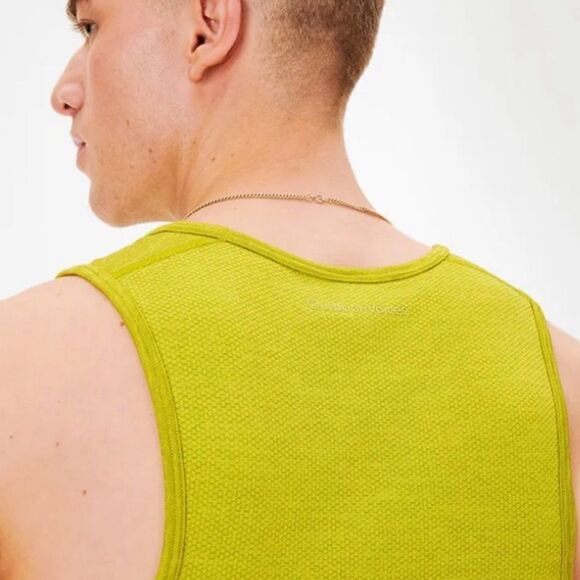 Outdoor Voices Men’s Seamless Pique Tank Top Shirt NWT - Picture 2 of 9